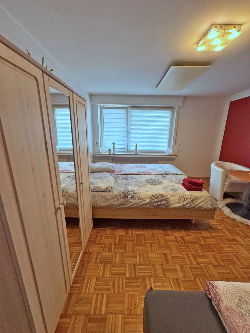 Ruhige 38m2 Wohnung mitten in der City – voll ausgestattet & komplett eingerichtet – Schwanenkampstraße 63, 45127 Essen Innenstadt – Vorschaubild 7