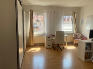 Wunderschönes WG-Zimmer zur Zwischenmiete