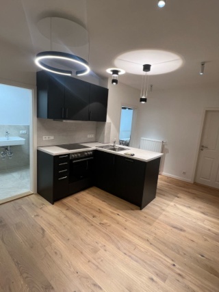 Anzeigenbild: WG Room Neu, Möbeliert