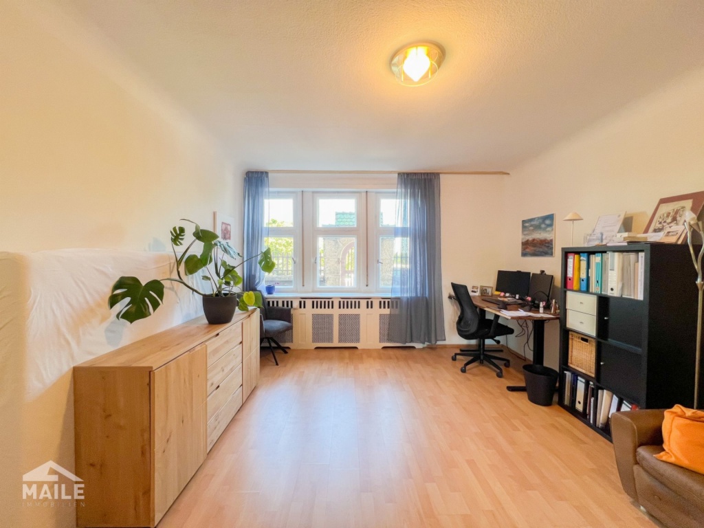 Großzügige 3,5 Zimmerwohnung mit EBK, Terrasse in ruhiger Lage von Stuttgart. – Landhausstraße 94, 70190 Stuttgart Mitte – Vorschaubild 3