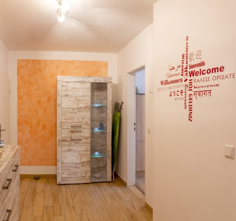 Ruhige 38m2 Wohnung mitten in der City – voll ausgestattet & komplett eingerichtet – Schwanenkampstraße 63, 45127 Essen Innenstadt – Vorschaubild 6