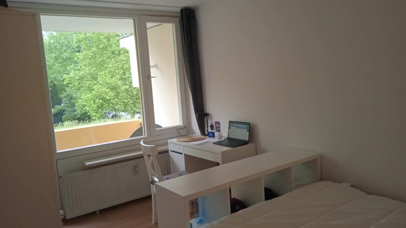 WG-Zimmer Obergiesing-Fasangarten Sintpertstraße 9 - Zimmer möbliert 3