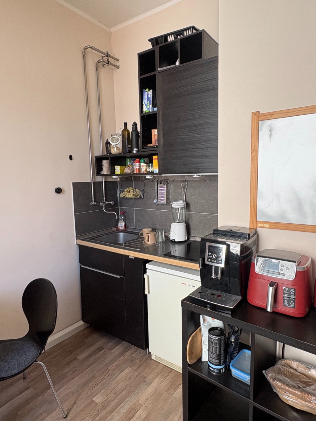 🔑 3 Monate mittendrin: Appartment in Köln-Ehrenfeld – Hackländerstraße 2, 50825 Köln Ehrenfeld – Vorschaubild 3