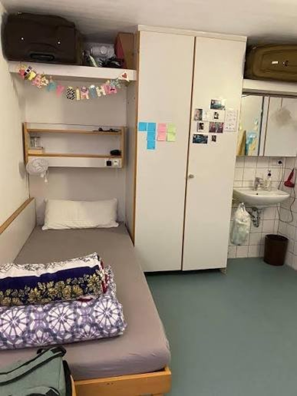 Private student dorm room near Universität Stuttgart – Pfaffenwaldring 46 F, 70569 Stuttgart Stuttgart – Vorschaubild 4