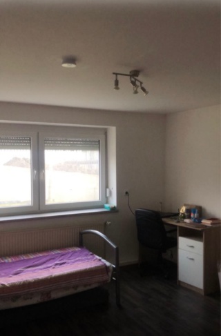 Anzeigenbild: Female Room in an only female WG House / WG Zimmer in einem Frauen WG Haus