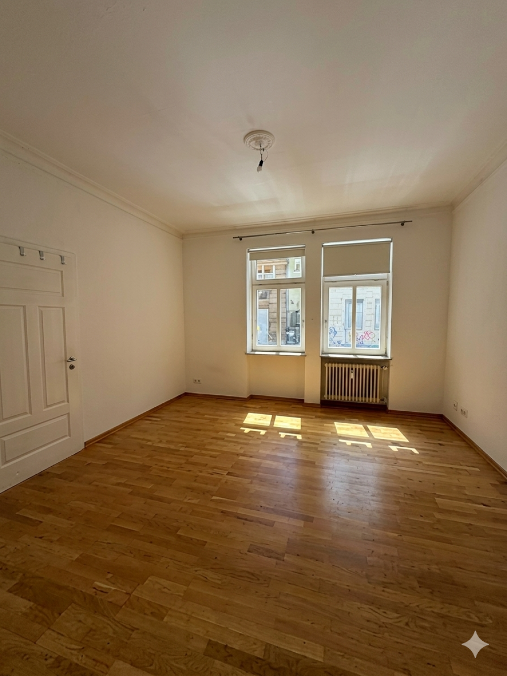 Sofort bezugsfrei: WG in Stuttgart-Mitte mit tollem Wohnkomfort