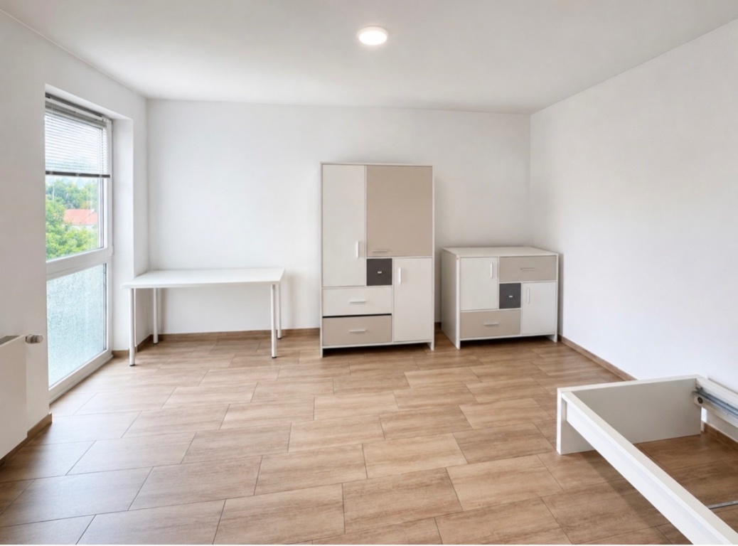 Möbliertes Apartment in Erlangen-Bruck – Nähe Siemens & S-Bahn – Gerhart-Hauptmann-Straße 11, 91058 Erlangen Bruck – Vorschaubild 3