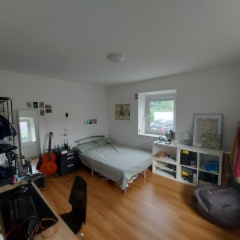Anzeigenbild: Cozy WG Room 5 Minutes Away from University With Garden