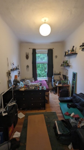 Anzeigenbild: Gemütliches Zimmer  mit Gartenblick, Untermiete 10.08. - 30.08.