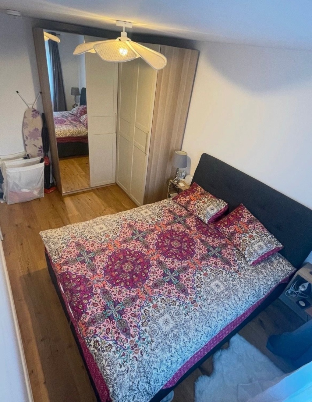 Bright & Fully Furnished 2.5-Room Apartment in Hamburg-Eilbek | Sept 2026 – Aug 2027 – Friedenstraße, 22089 Hamburg Eilbek – Vorschaubild 2