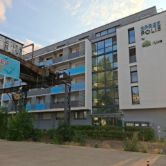 Suche 2 Untermieter für eine 3 Zimmer Wohnung (ursprünglich als 2 er WG gedacht) — photo 1