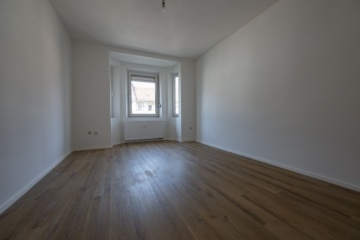 Anzeigenbild: Schöne  3-Zimmerwohnung- Nürnberg-Gugelstrasse mit Balkon
