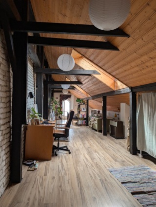 Imagen del anuncio: 32 m2 möbliertes Altbau-Zimmer in Augsburger Innenstadt (ab 01. Sept. 2026)