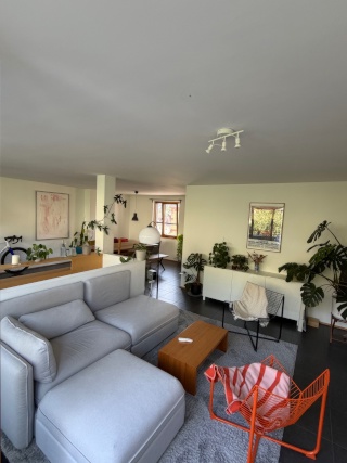 Wunderschöne große WG im Stuttgarter Süden sucht Mitbewohner*in - 2 Bäder, 2 Stockwerke, riesiger Balkon,  Tiefgaragenstellplatz