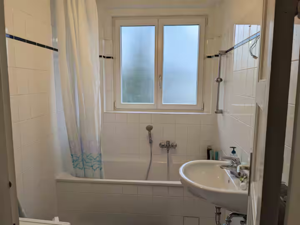 Gemütliche 2 Zimmer-Wohnung mit Balkon zentral – Kauber Str. 11, 65197 Wiesbaden Wiesbaden – Vorschaubild 9