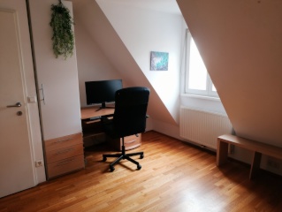 Anzeigenbild: 3er WG mit großen Wohnzimmer und Top Lage