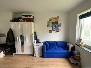 Anzeigenbild: Möbliertes, helles WG-Zimmer in Stockum, Düsseldorf - Nur Frauen! ✨