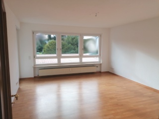 Anzeigenbild: Roomy, sharable 4-room apartment