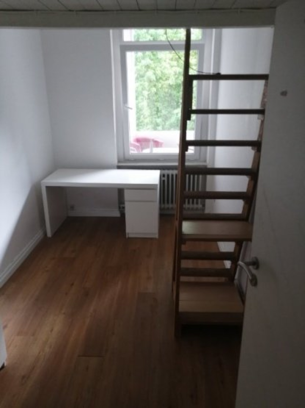 WG-Zimmer Kreuzviertel Gertrudenstraße 45 - Kleines, praktisches Zimmer mit Hochbett im 1. OG