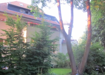 GRÜNLAGE + CITYNAH! (Nähe Wannsee)-5.min Fußweg zur S-Bahn S7(10 min.bis Charlottenburg) mit Gartennutzung und Dach-Terr — photo 1