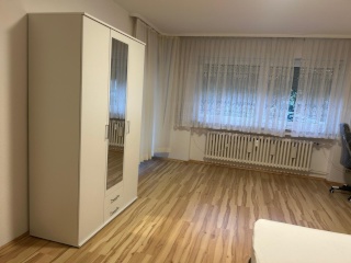 Ad image: 1 Möbliertes Zimmer mit Balkon in 2er WG