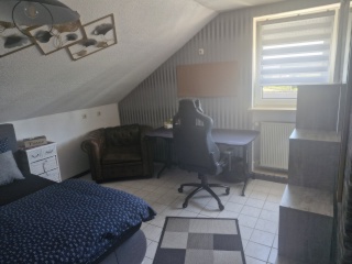 Anzeigenbild: Zimmer möbiliert zentral angenehm günstig