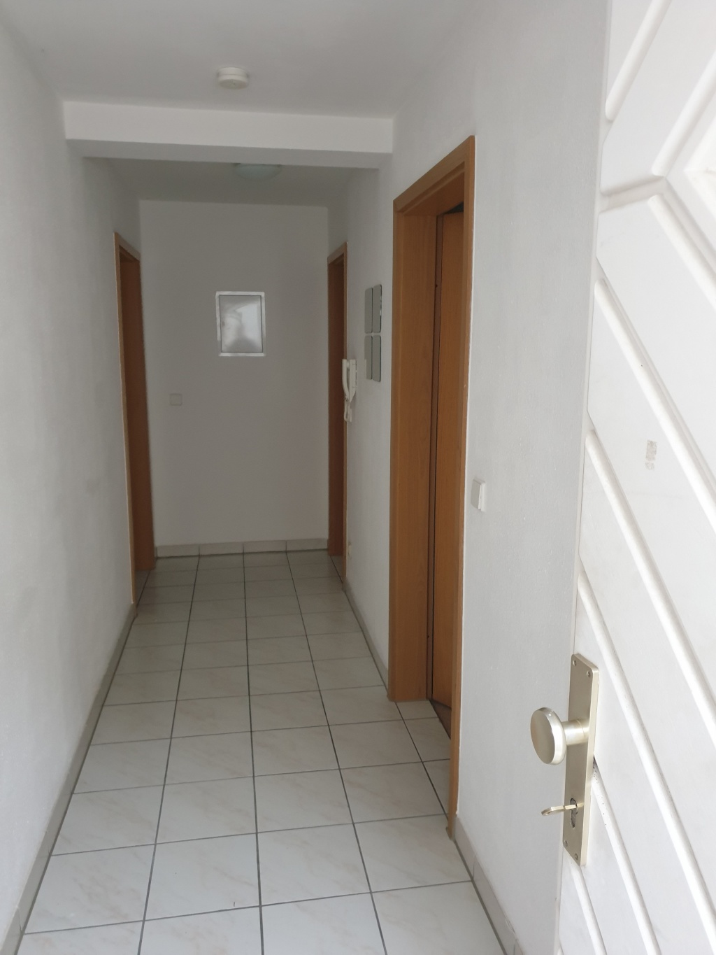 Schöne helle 2-Zimmerwohnung in Stuttgart Bad Cannstatt-Memberg – Ottendorferstrasse, 70374 Stuttgart Bad Cannstatt – Vorschaubild 8