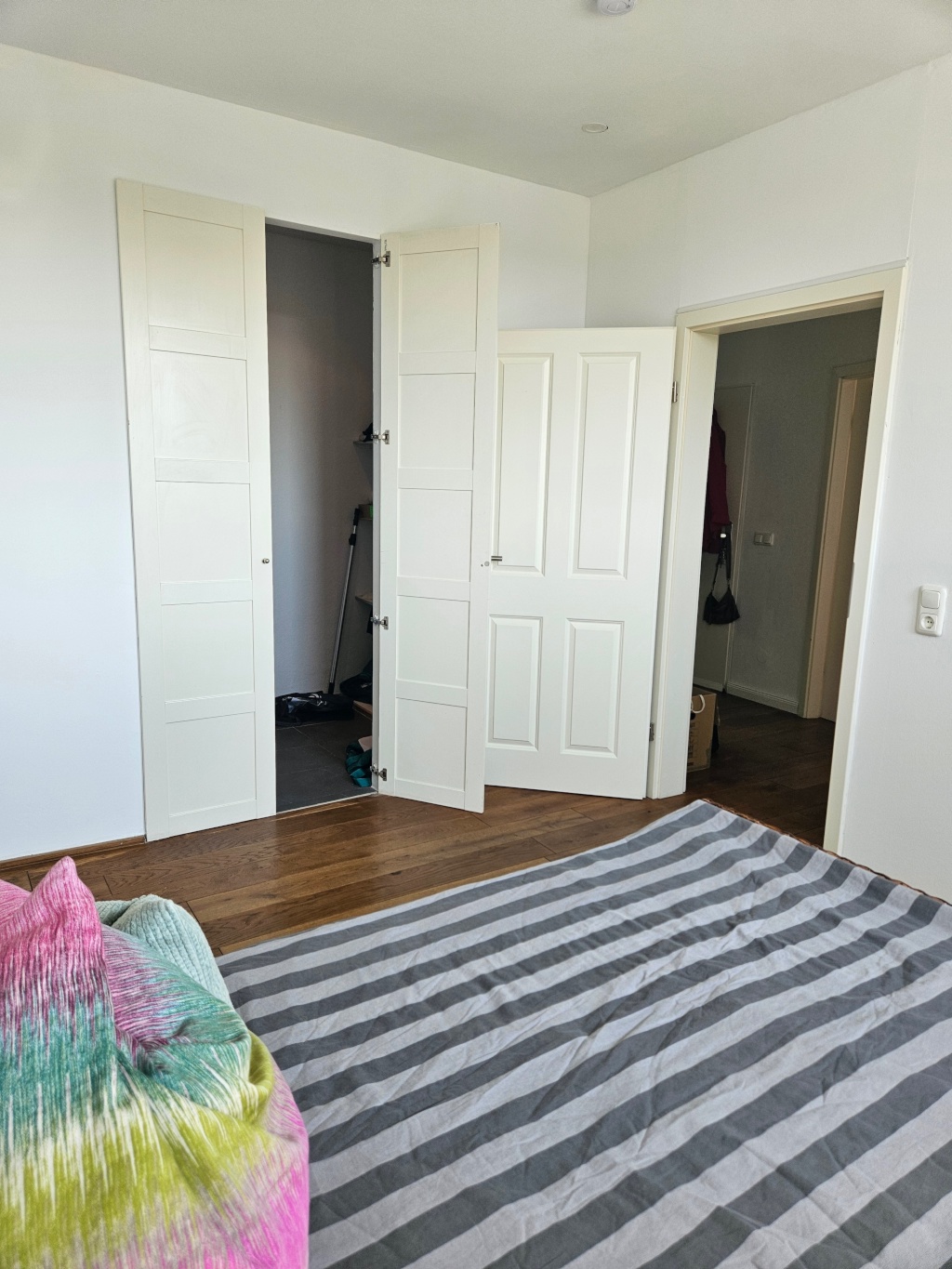Helle Dachgeschosswohnung in der Nähe von Rüttenscheid – Paulinenstraße, 45131 Essen Rüttenscheid – Vorschaubild 2