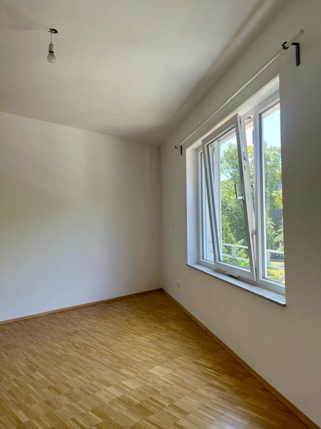 WG-Zimmer Köpenick Adlershofer Straße 2 - Dein zukünftiges Zimmer