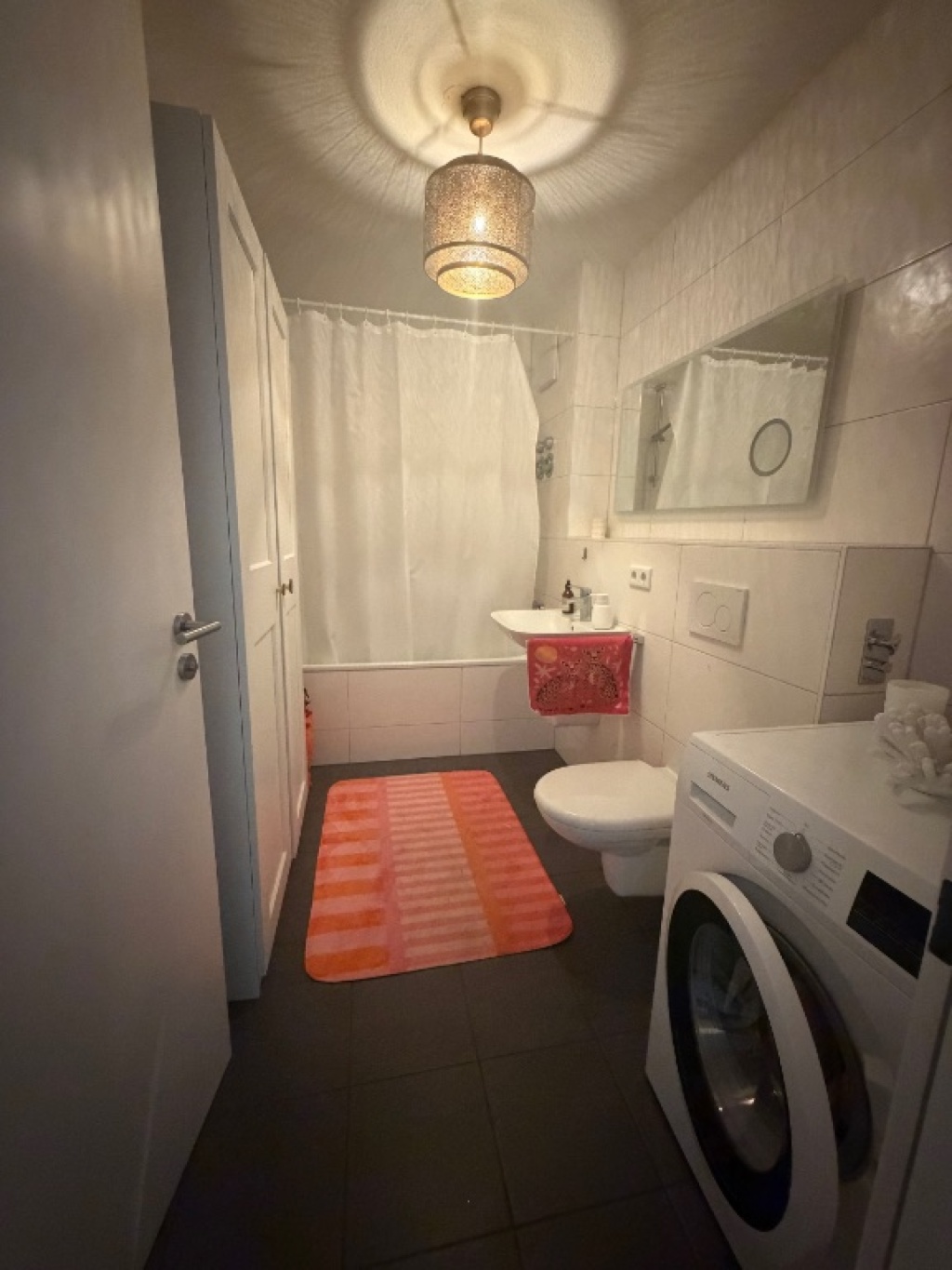 traumhafte möblierte 2-Zimmerwohnung mit Balkon im Bismarkviertel – Alpenstr., 86159 Augsburg Antonsviertel – Vorschaubild 9