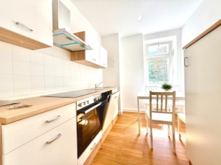 AB 01.10. - 3er Mädel-Studi-WG - FREIES, uni-nahes Zimmer mit 13 qm