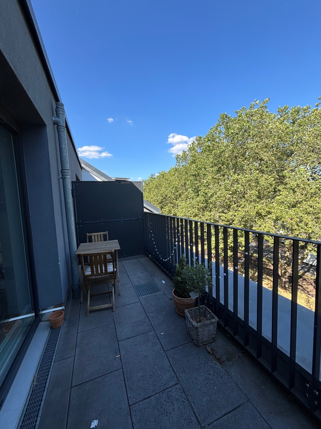Schönes Studenten Apartment mit großer Dachterrasse – Melatengürtel 113-, 50825 Köln Ehrenfeld – Vorschaubild 7