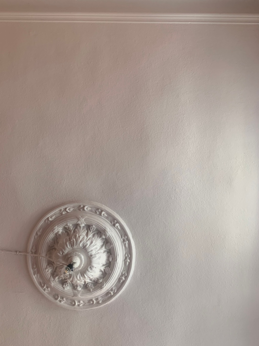 Schöne Altbauwohnung zur Zwischenmiete