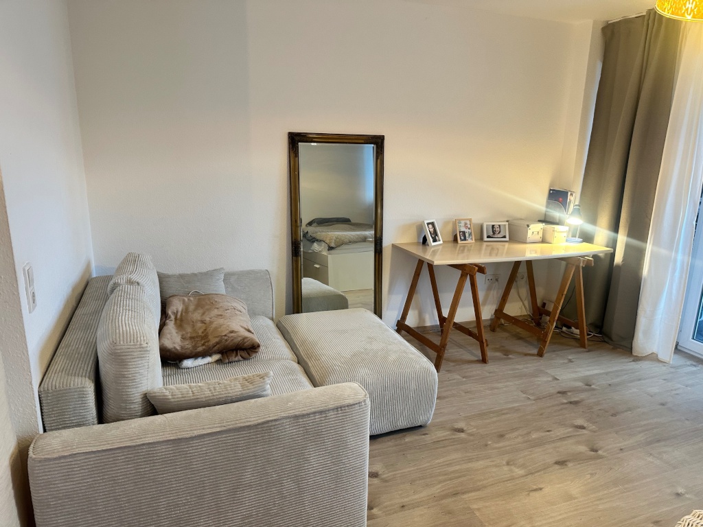 Möblierte, helle 1-Zimmer-Wohnung in Hamburg-Altona | Zwischenmiete vom 08.08. bis 11.10.26 – Große Bergstraße 160, 22767 Hamburg Altona-Altstadt – Vorschaubild 2