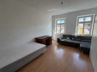Anzeigenbild: Helles Zimmer in 2er WG, zentral und stadtnah
