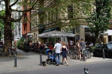 Furnished 1-bedroom in Kollwitzkiez (Prenzlauer Berg) - all-inclusive — photo 1