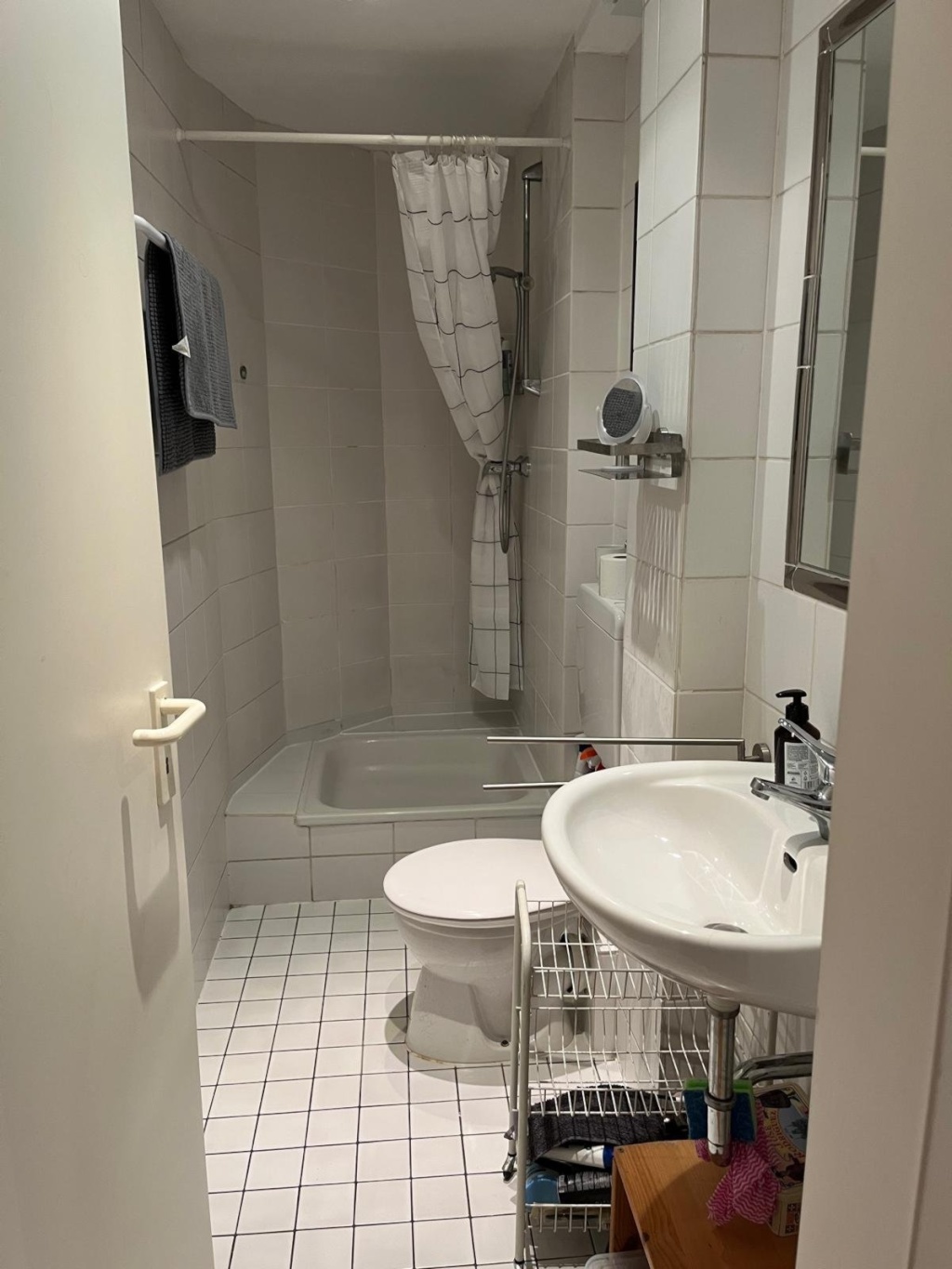 2 Zimmer Whg Zentral und ruhig in Eppendorf 1.-30. Oktober – Falkenried, 20251 Hamburg Eppendorf – Vorschaubild 8