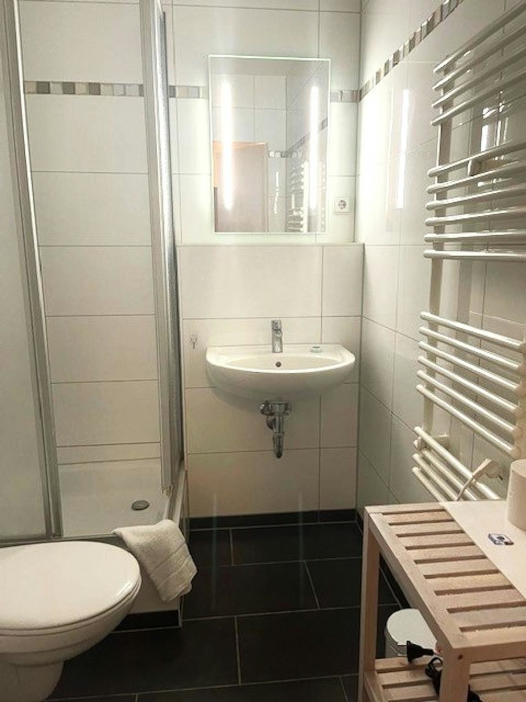 Gertrud-Kolmar-Straße, Berlin – Gertrud-Kolmar-Straße, 10117 Berlin Mitte – Vorschaubild 5