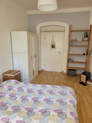 Anzeigenbild: Helles, möbliertes Zimmer in gemütlicher 3er-WG | Einzug ab August