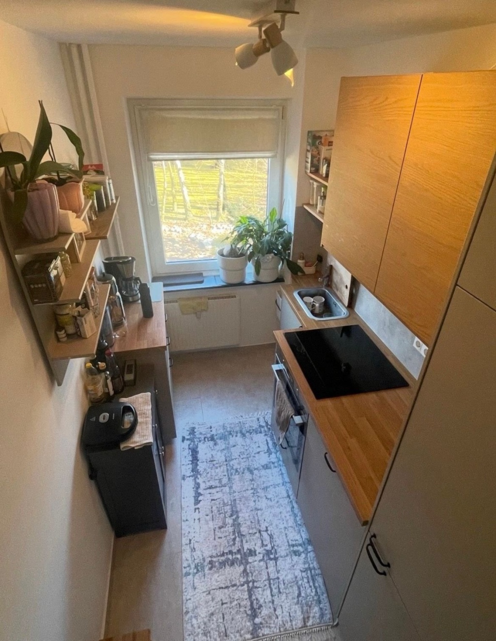 Bright & Fully Furnished 2.5-Room Apartment in Hamburg-Eilbek | Sept 2026 – Aug 2027 – Friedenstraße, 22089 Hamburg Eilbek – Vorschaubild 3