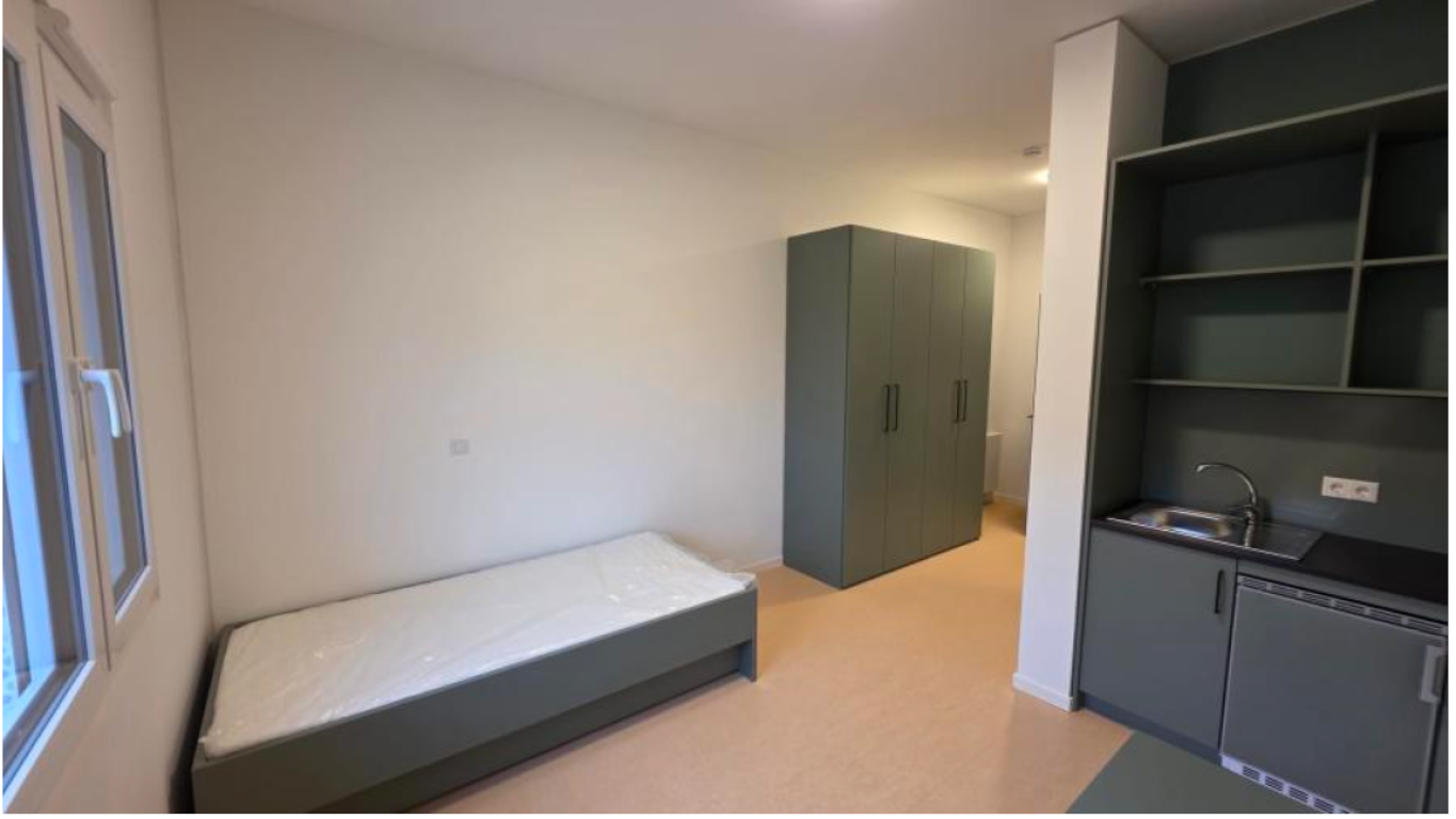 Neu erbautes, voll möbliertes Studio-Apartment zur Untervermietung (flexibel) – Campus B74, 66123 Saarbrücken St. Johann – Vorschaubild 2