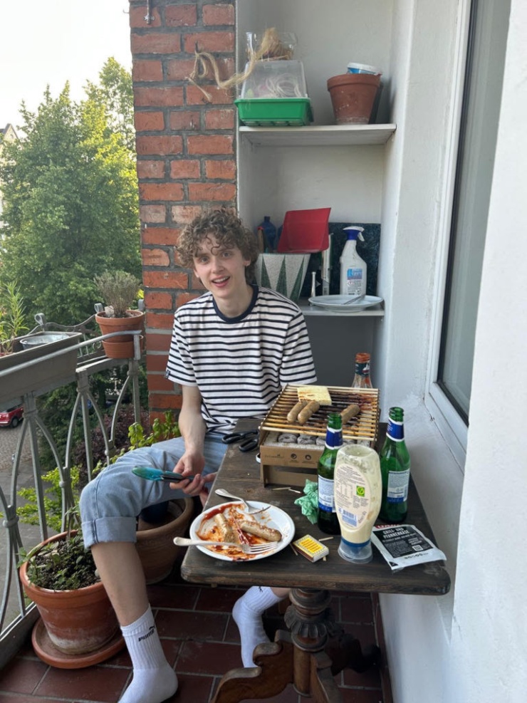 Anzeigenbild: Moin aus Kiel!  Lehramtstudent sucht WG-Zimmer in Erlangen/Nürnberg