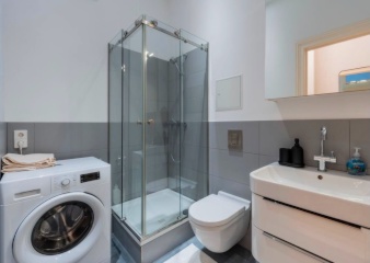 Beautiful 1-room apartment in Prenzlauer Berg with fiber optic internet — photo 1