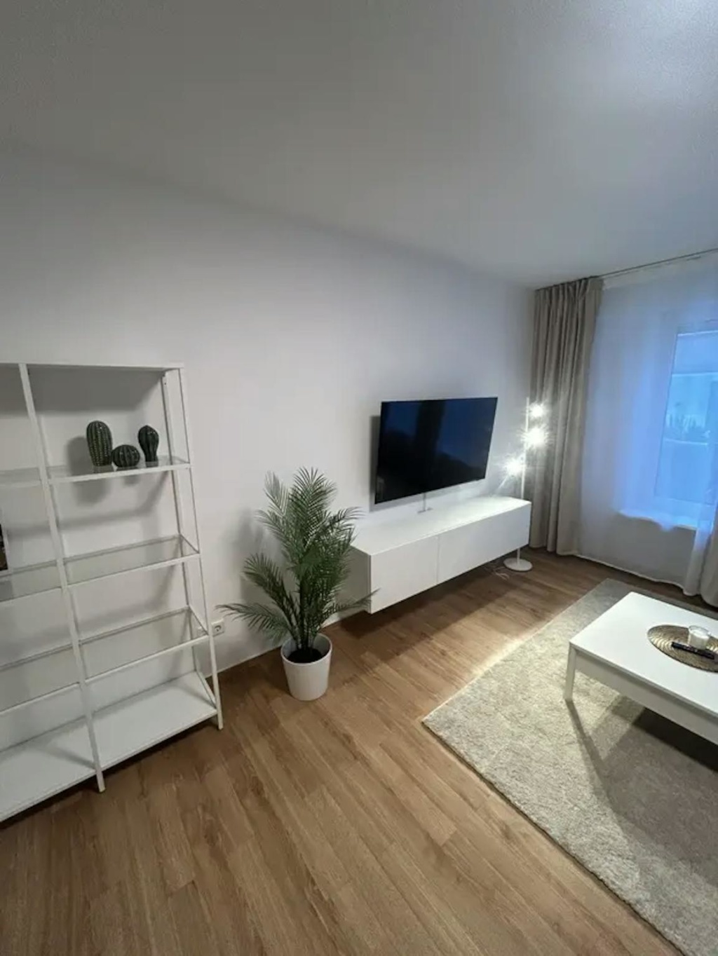 Manitiusstraße, Berlin – Manitiusstraße, 12047 Berlin Neukölln – Vorschaubild 8