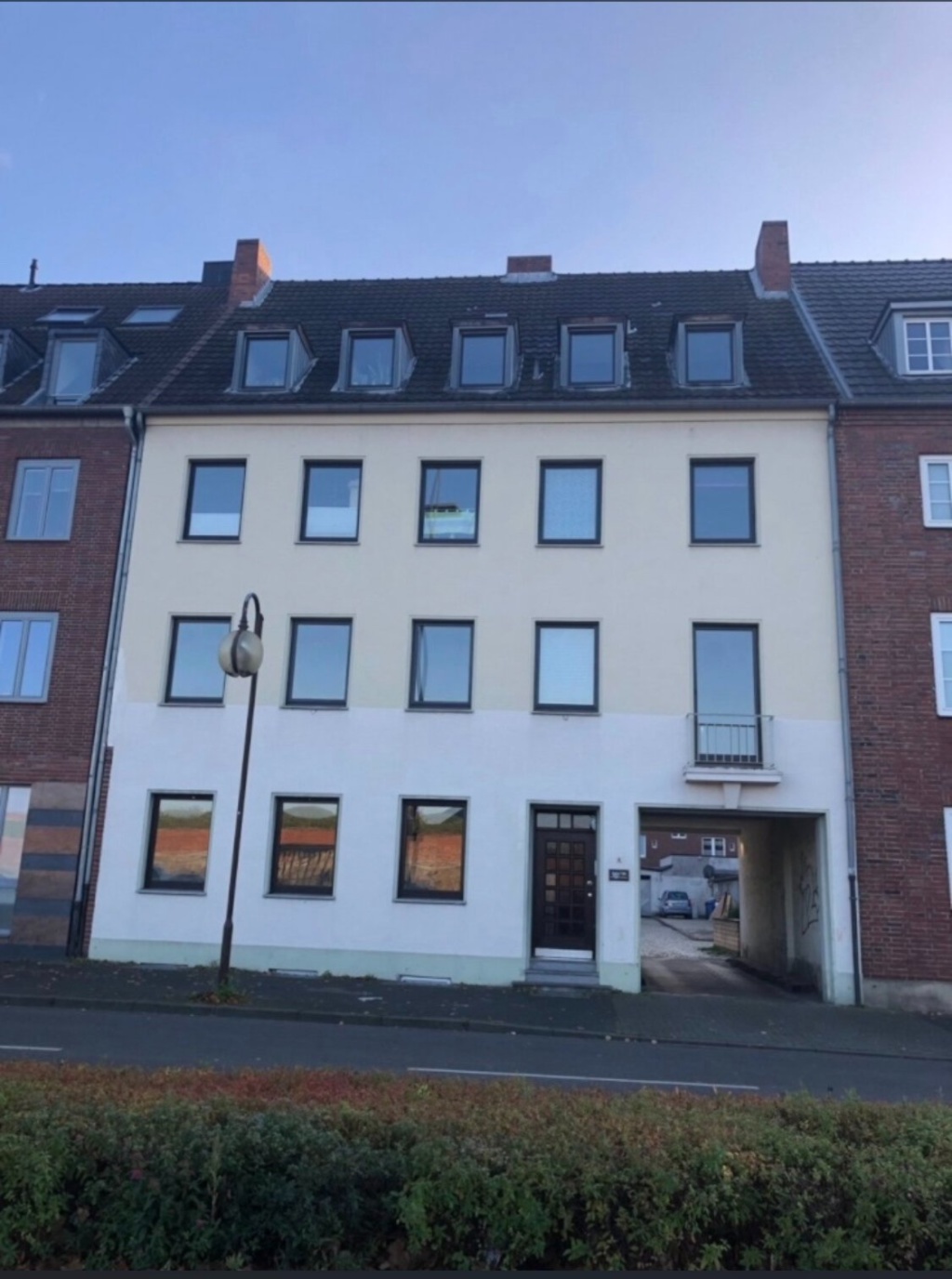 WG-Zimmer Jülich Schloßstr. 4 - Hausansicht / Straßenseite