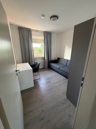 Imagen del anuncio: Modernes möbliertes WG-Zimmer in gepflegter 3er-WG in Güterloh