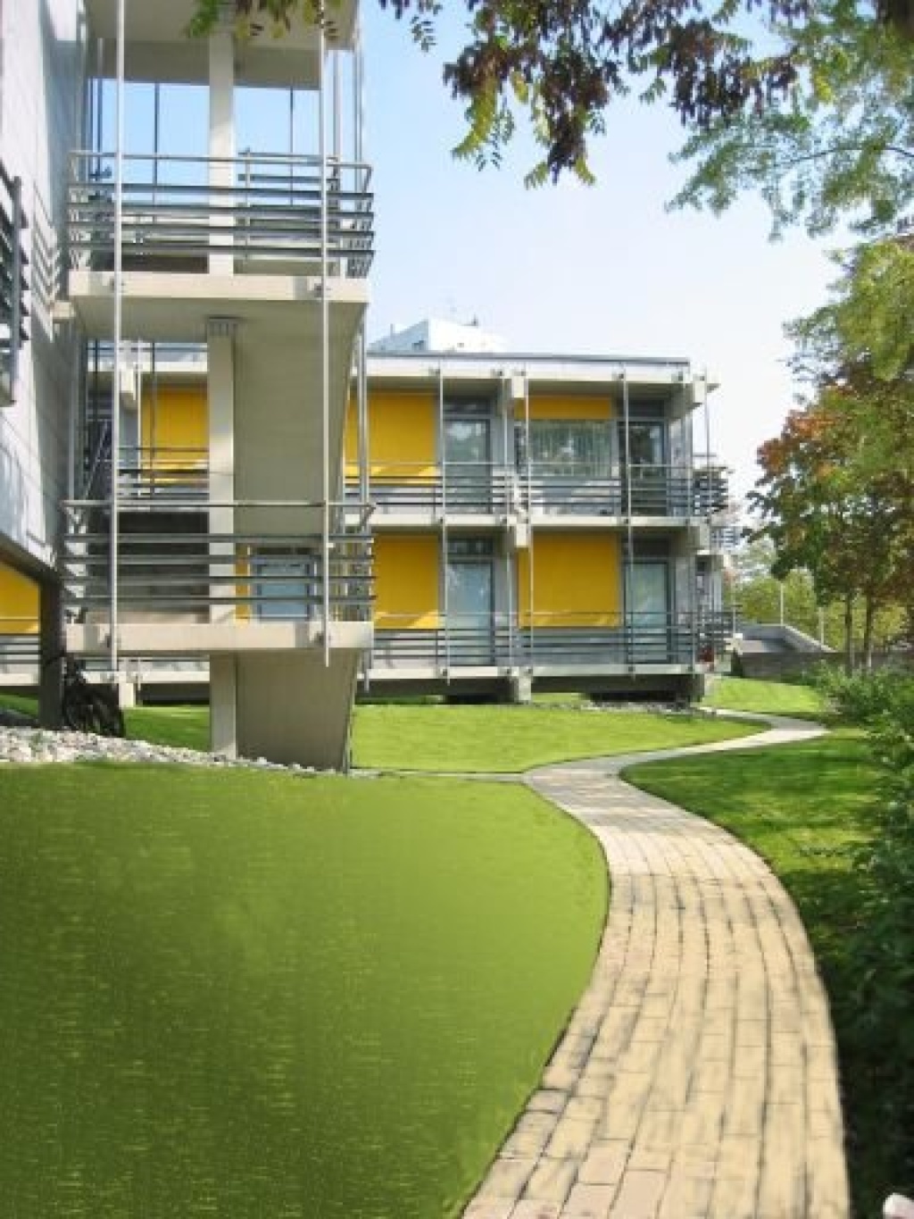 Privates 1-Zimmer-Apartment (eigenes Bad & Küche) nahe Uni Konstanz! – Ralf-Dahrendorf-Straße 37, 78464 Konstanz Konstanz – Vorschaubild 5