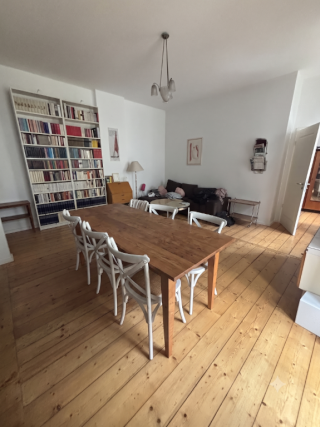 Beautiful furnished apartment in Prenzlauer Berg/ Möblierte Altbauwohnung zur Zwischenmiete in Prenzlauer Berg — photo 1