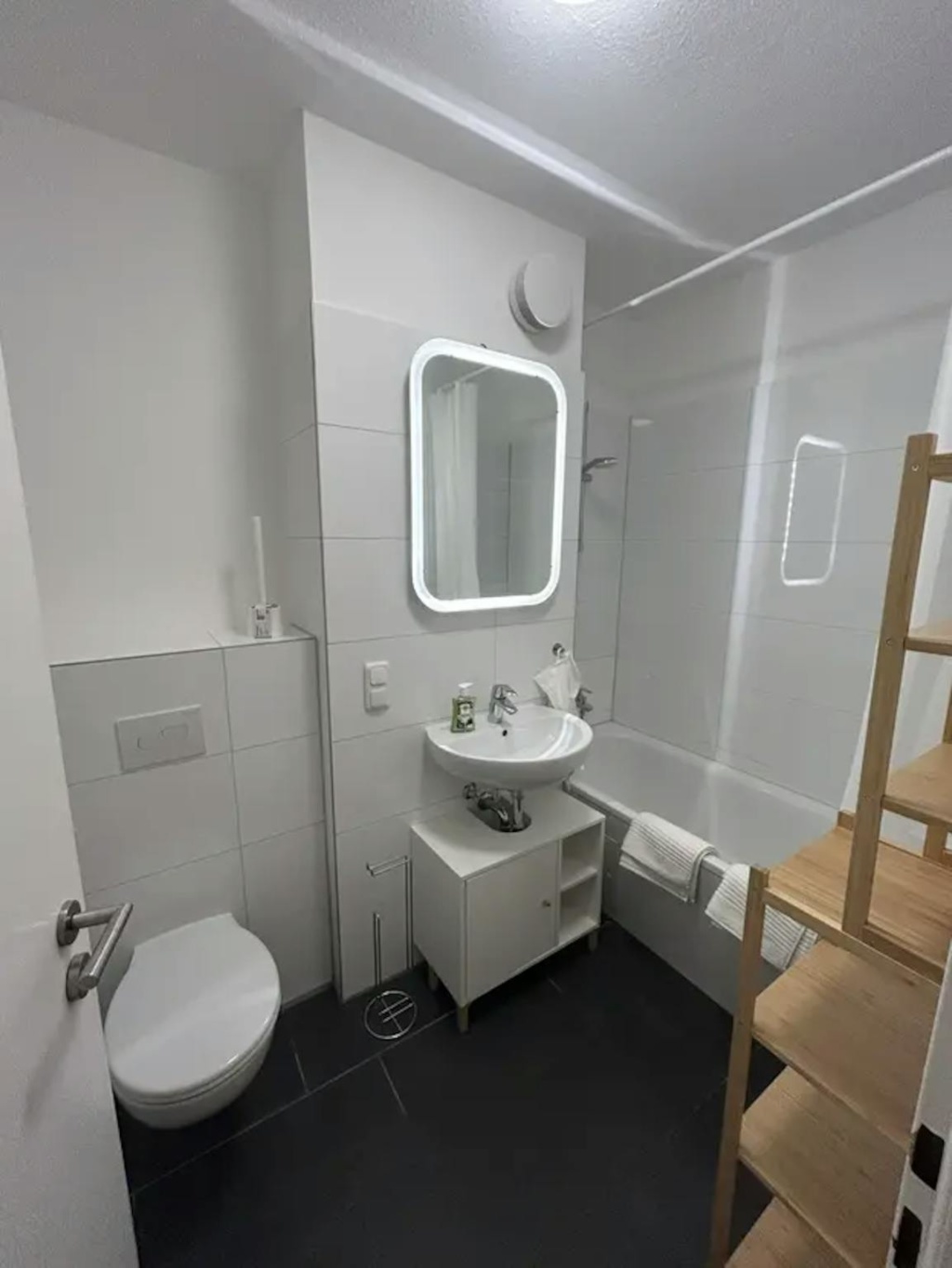 Manitiusstraße, Berlin – Manitiusstraße, 12047 Berlin Neukölln – Vorschaubild 5