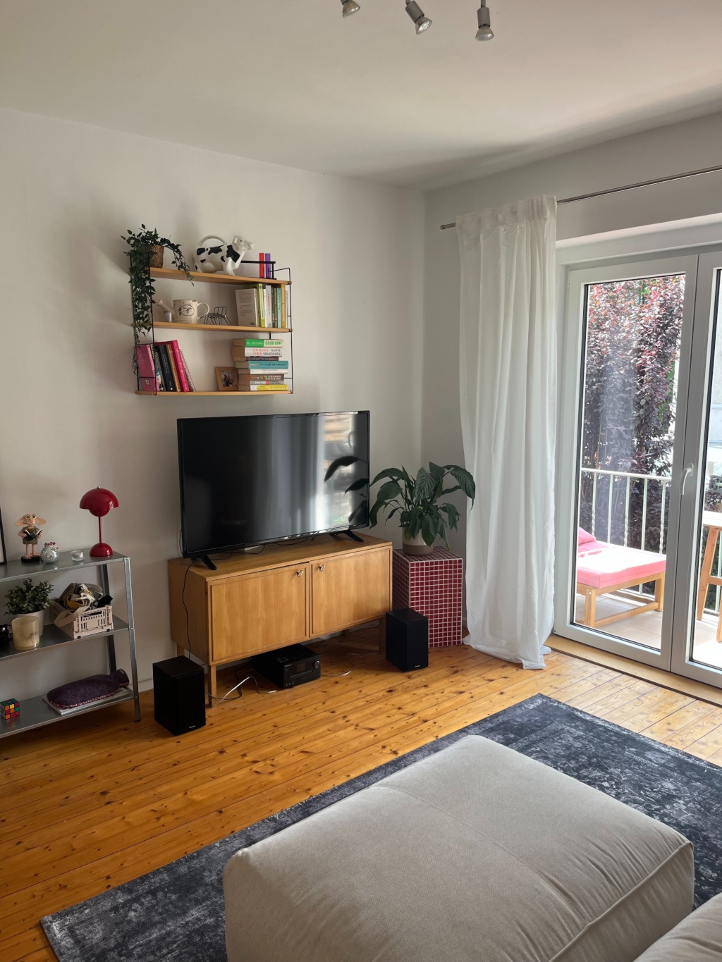 Möblierte 2-Zimmer Wohnung zur Zwischenmiete (01.10.2026 - 31.01.2027) – Roßdörferstraße 25a, 64287 Darmstadt Darmstadt – Vorschaubild 2
